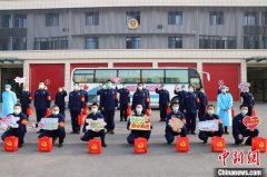 湖北襄阳血库告急 消防救援队一天献血23000毫升